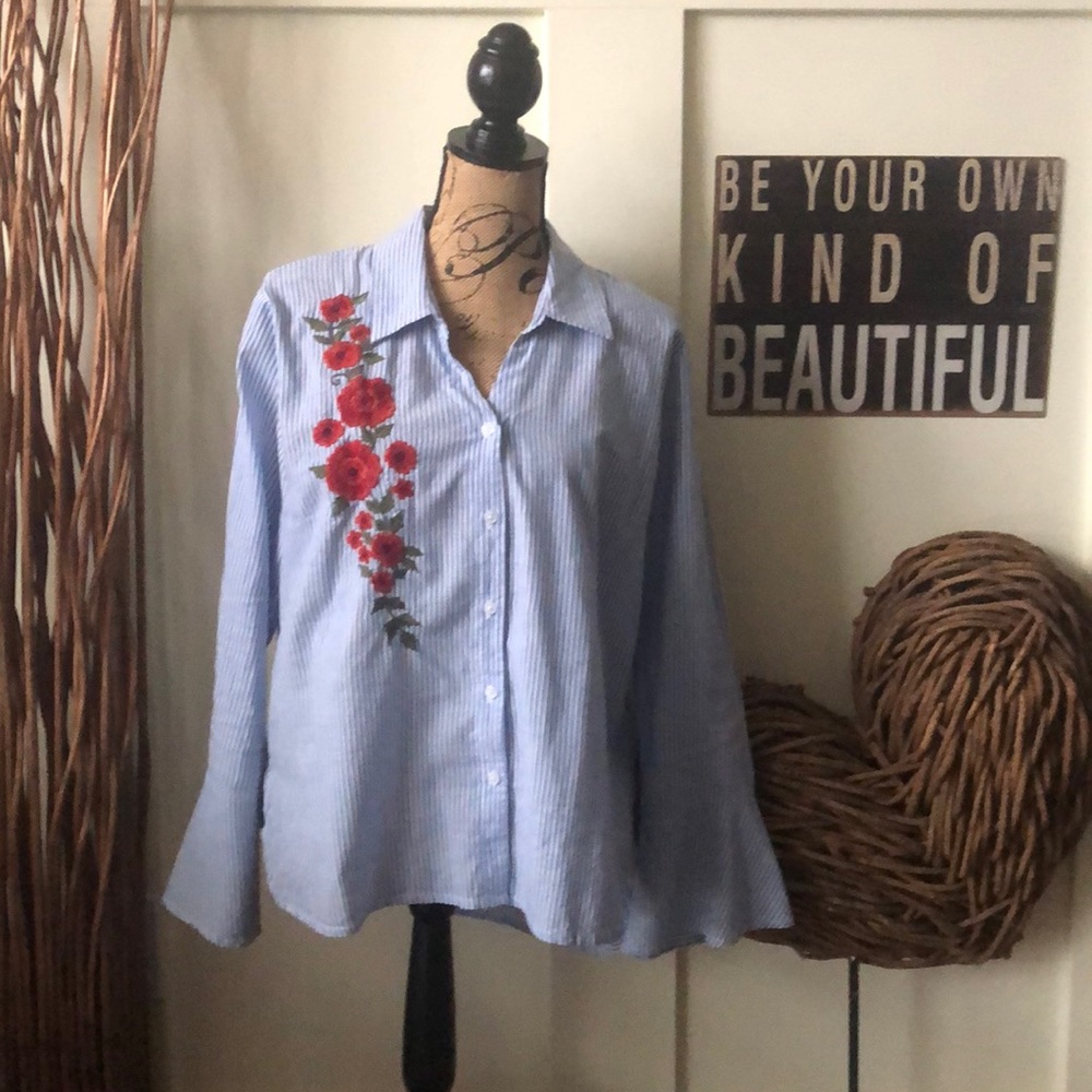 Relativity striped hi low blouse w/embroidery